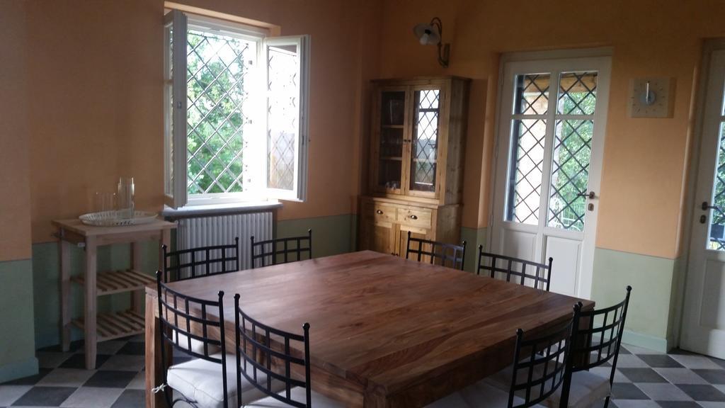 Cascina Rollone Villa Rocchetta Tanaro ภายนอก รูปภาพ