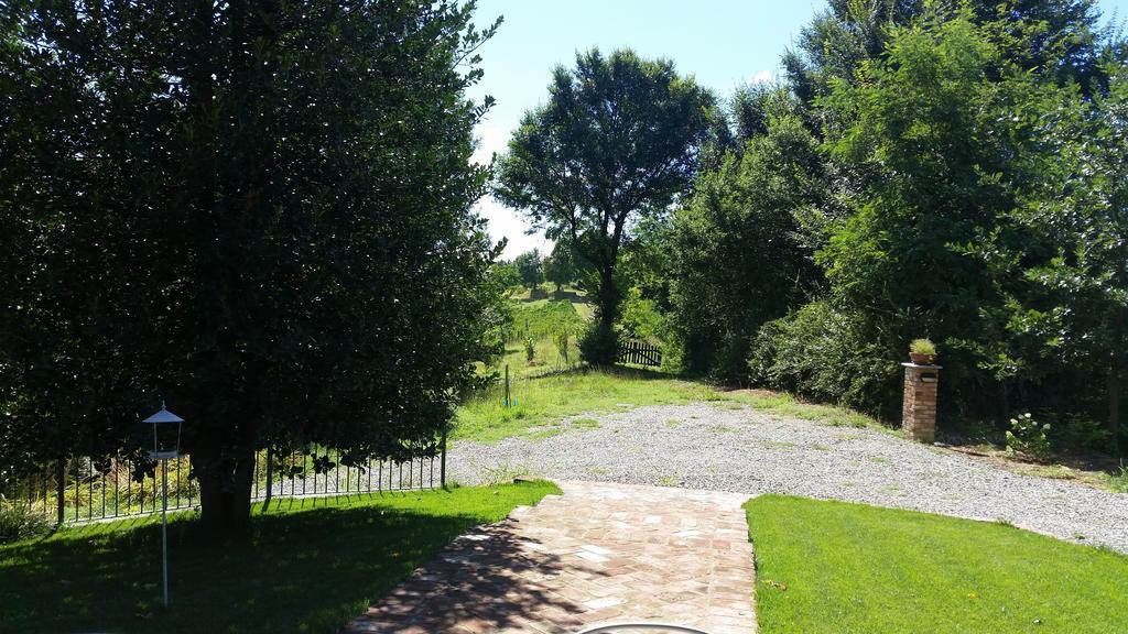 Cascina Rollone Villa Rocchetta Tanaro ภายนอก รูปภาพ